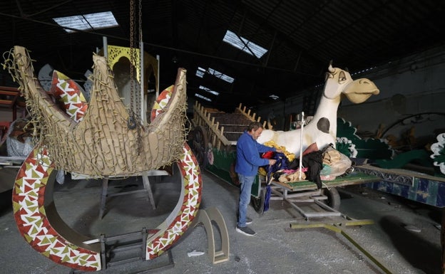 El veto de Ribó a las empresas en la cabalgata de Reyes castiga a los carroceros