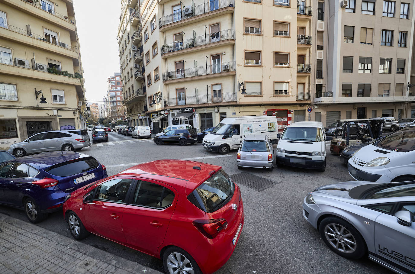 Movilidad reservará una parte de la Roqueta como zona ORA exclusiva para los vecinos