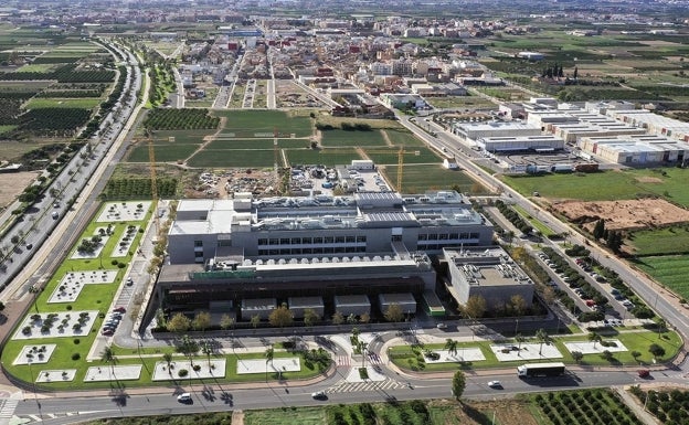 Mercadona comienza el traslado de trabajadores a sus nuevas oficinas de Albalat dels Sorells