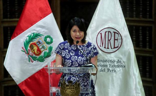 Perú abre una crisis con México y expulsa a su embajador por «injerencias» en el 'caso Castillo'