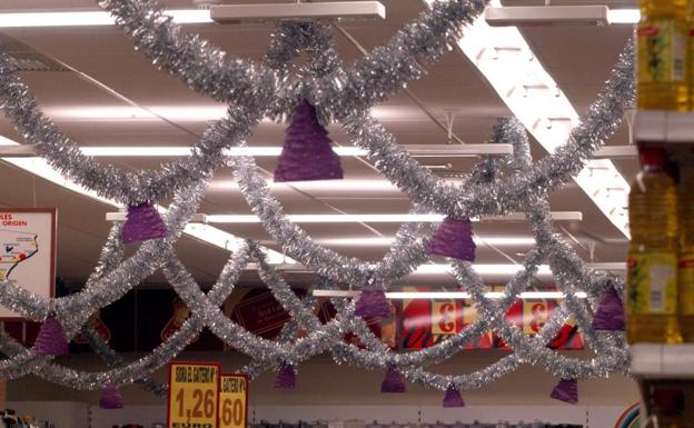 Mercadona adelanta la hora de cierre en Nochebuena: los horarios especiales de los supermercados el 24 de diciembre