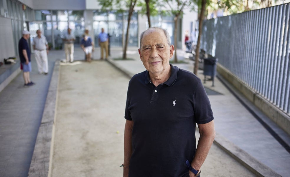 Carlos San Juan: El defensor de los mayores