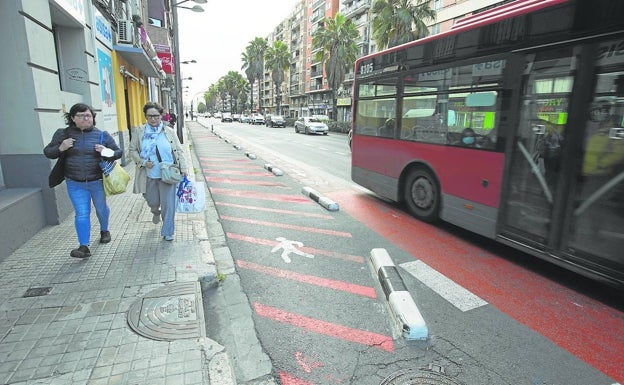 El Ayuntamiento aprueba tres grandes reformas para restringir más el tráfico en Valencia