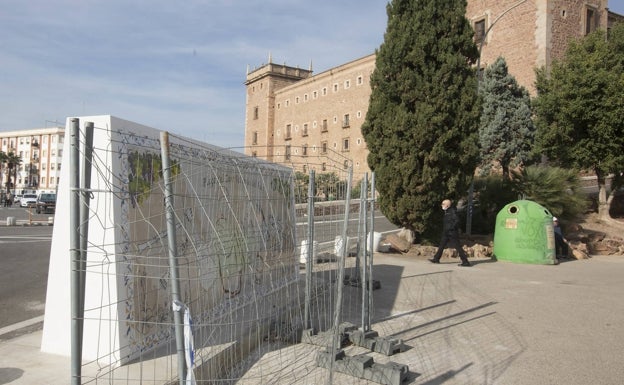 El Puig construyó el muro frente al monasterio sin la preceptiva autorización de la Conselleria de Cultura