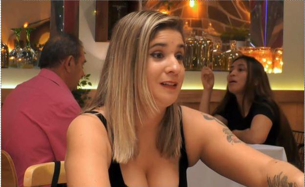 La soltera de 'First Dates' que quiere que «le quiten las telarañas»