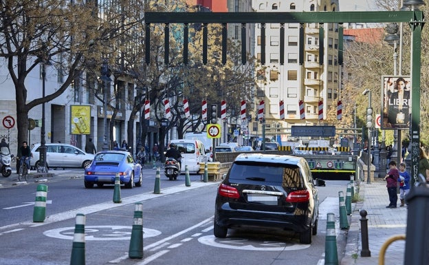 Rechazo total de los comerciantes al cierre del túnel en Guillem de Castro