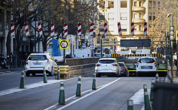 El concurso para cerrar el túnel de Guillem de Castro carece de un estudio de tráfico