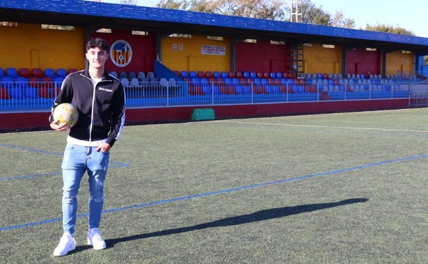 Un joven de Albal cumple su sueño de jugar en el Real Madrid