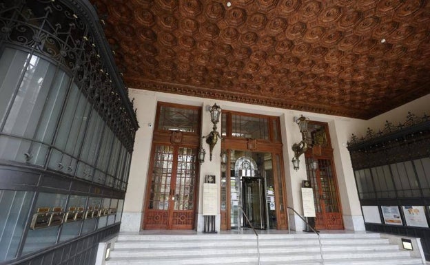 Cómo convertir el edificio de Correos de Valencia en un minimuseo de Sorolla