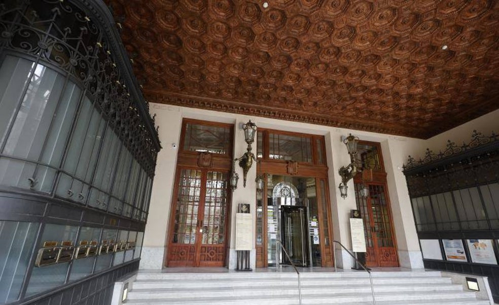 Cómo convertir el edificio de Correos de Valencia en un minimuseo de Sorolla