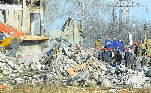 El Ejército ucraniano destruyó el cuartel ruso en Donetsk guiado por los móviles de los soldados