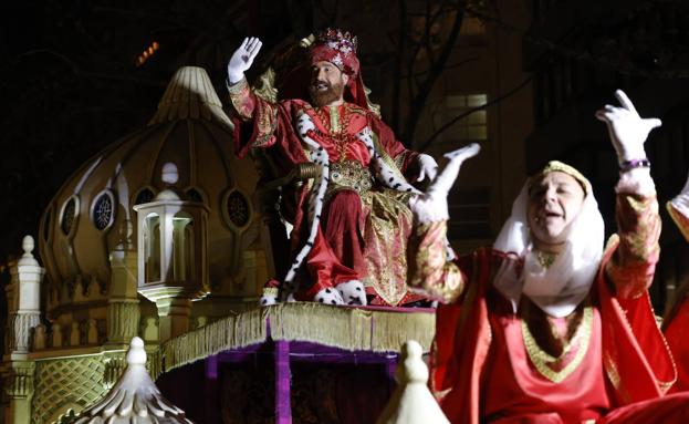 Cabalgata de Reyes de Valencia 2023: así ha sido el recorrido de Melchor, Gaspar y Baltasar