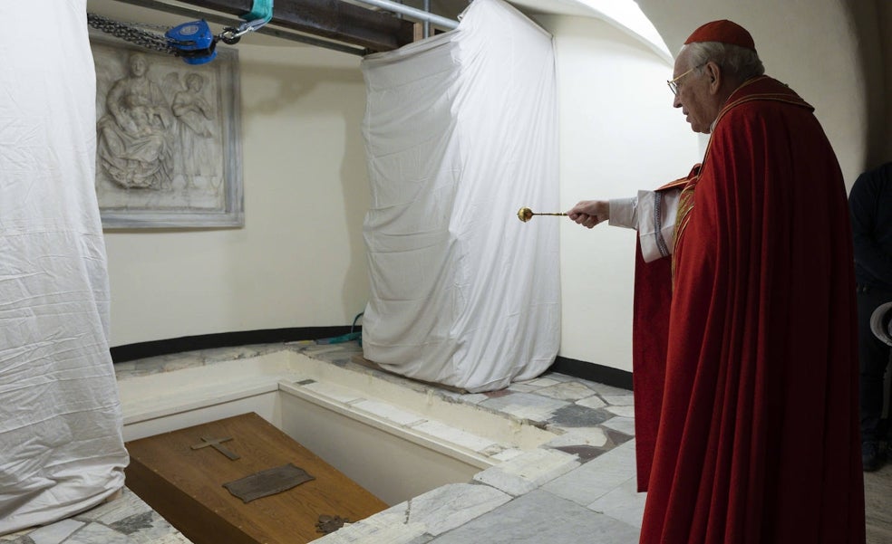 Cañizares representa a la Iglesia valenciana en el funeral de Benedicto XVI ante la enfermedad de Benavent