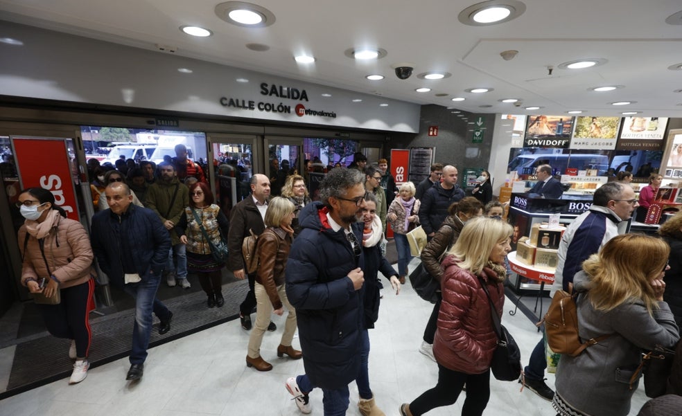Los chollos con hasta el 50% de descuento que buscan los valencianos en las rebajas de enero