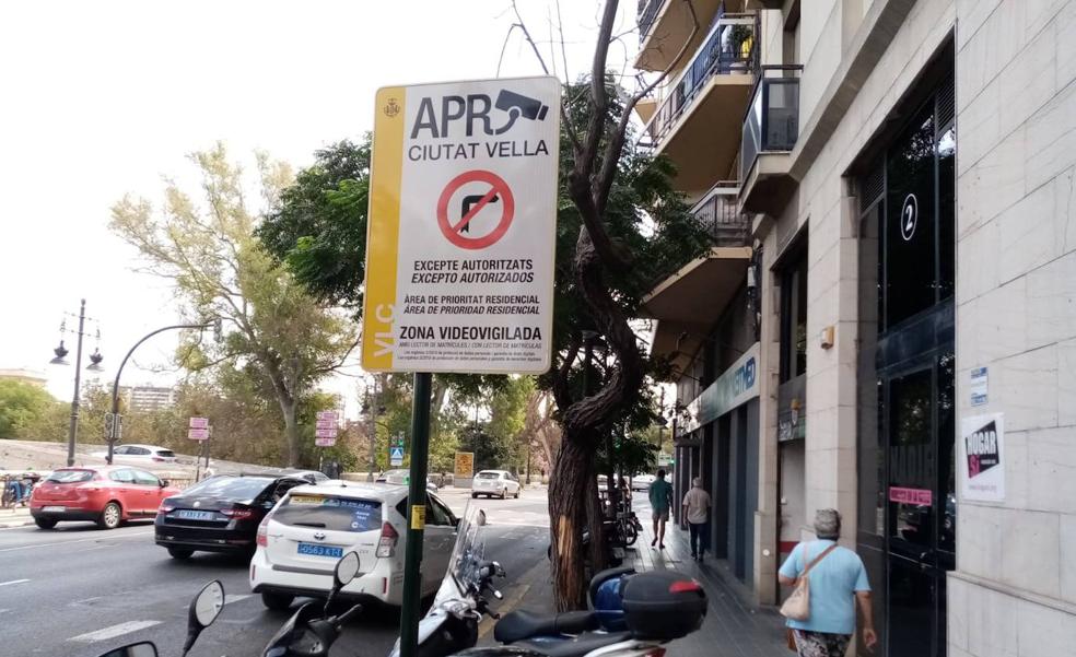 El tráfico es el mayor problema en el centro de Valencia tras ocho años de gobierno de Ribó