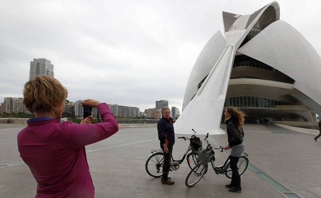 Cantar, leer y escribir en un nuevo festival en Les Arts