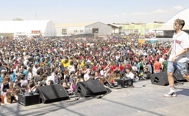 Una sala de Pinedo acogerá a finales de abril una nueva edición de las paellas universitarias