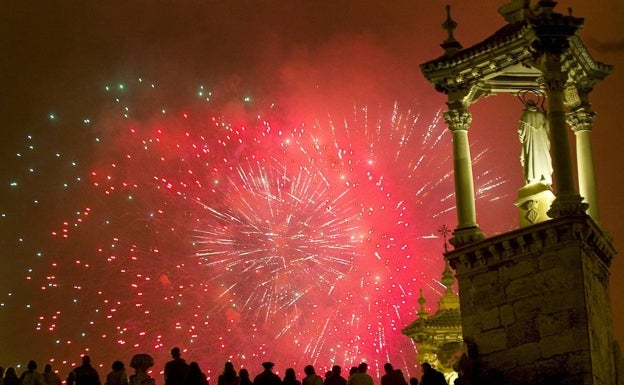 El Ayuntamiento de Valencia estudiará el impacto de los castillos de Fallas en l'Oceanogràfic