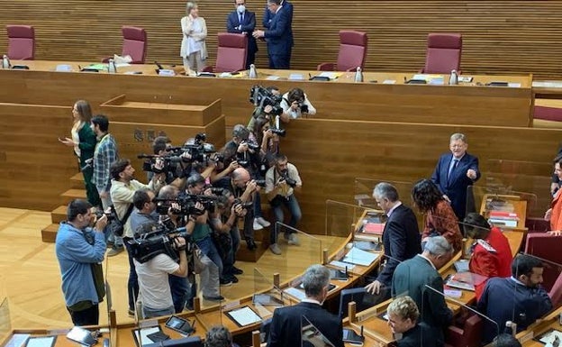 El tripartito recorta un tercio los plenos previos a elecciones y reduce la fiscalización a Puig en Les Corts