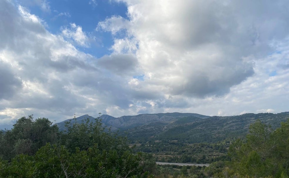 Seis kilómetros a la vera del río Gorgos