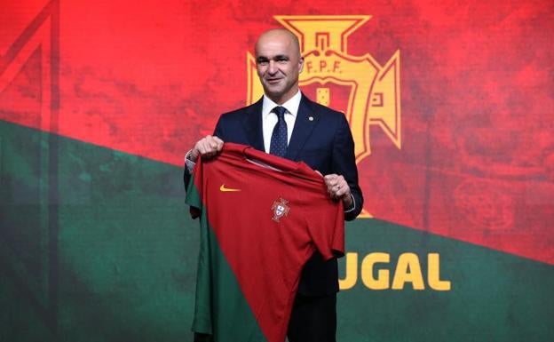 El nuevo seleccionador de Portugal sigue de cerca a dos valencianistas en la Supercopa