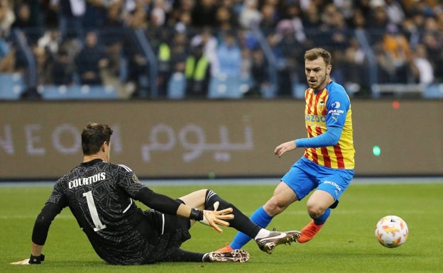 Lato mete en un problema al Valencia