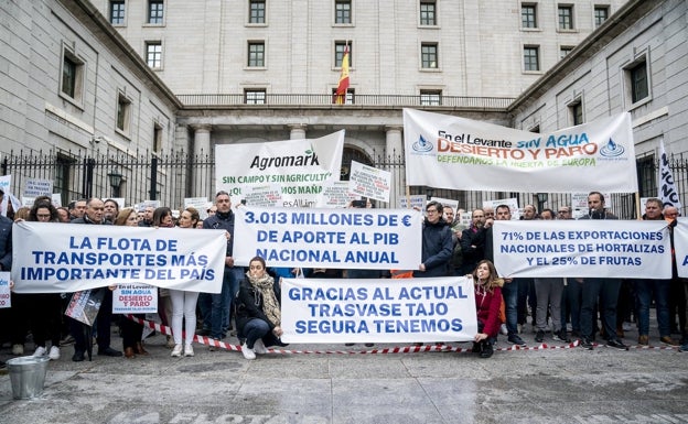 Los efectos del recorte del trasvase: hortalizas y agua potable más caras