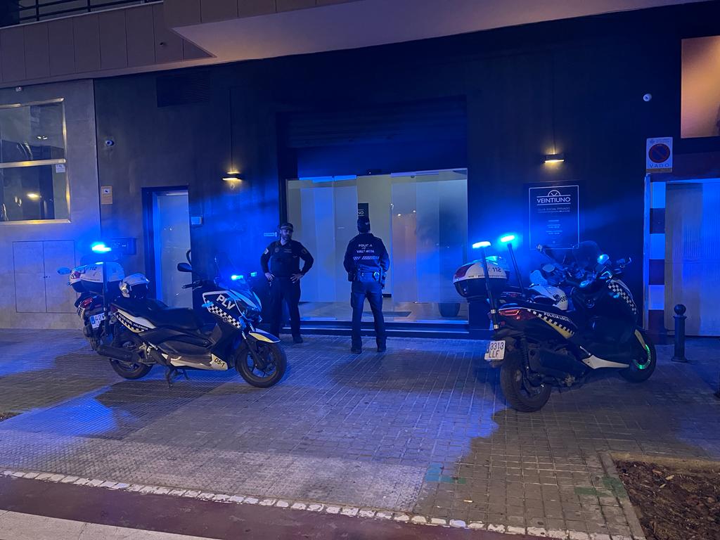 La Policía Local desarticula un club de fumadores de marihuana en Valencia