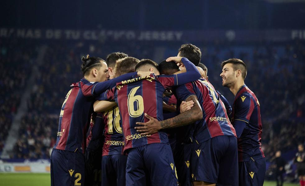 El Levante sueña con el ascenso