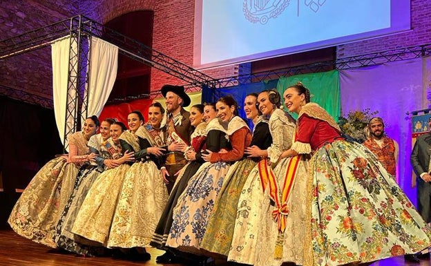 Primera corte íntegramente masculina de la hermandad del Ramo de la Aguja