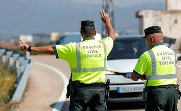 La Guardia Civil localiza tras dos meses de búsqueda a una mujer que huyó tras un accidente con un herido grave en Cheste