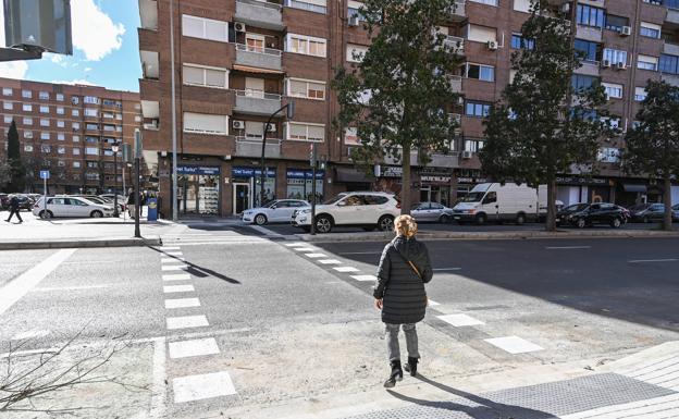 Valencia estrena nuevos pasos de peatones