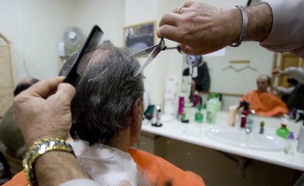 El descontrol de las peluquerías de bajo coste