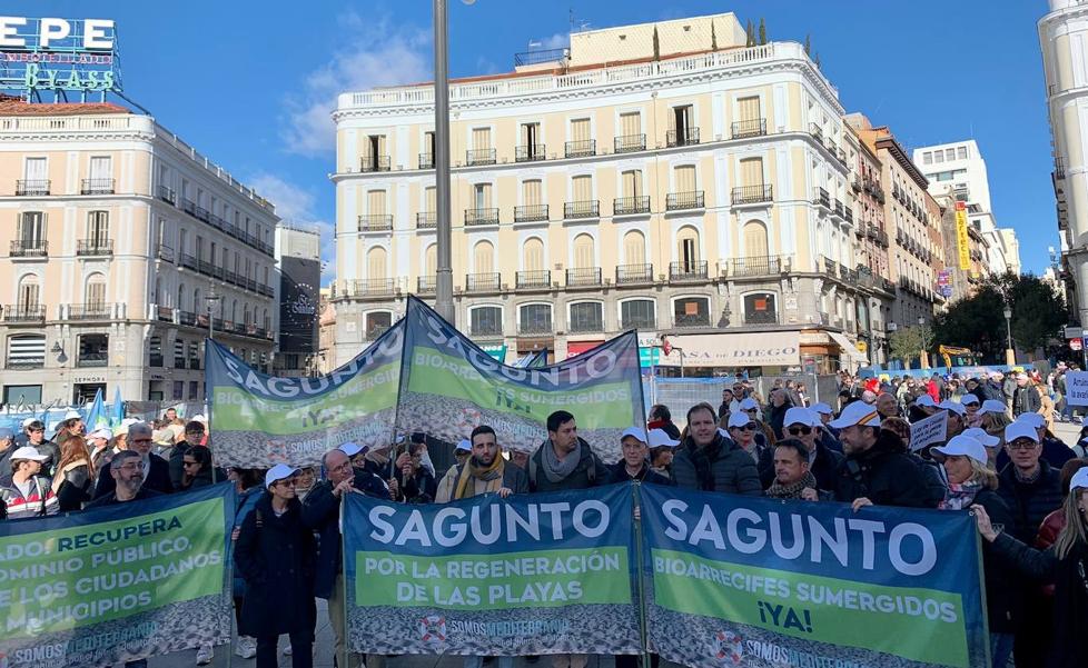 Numerosa concentración en Madrid en defensa del litoral mediterráneo