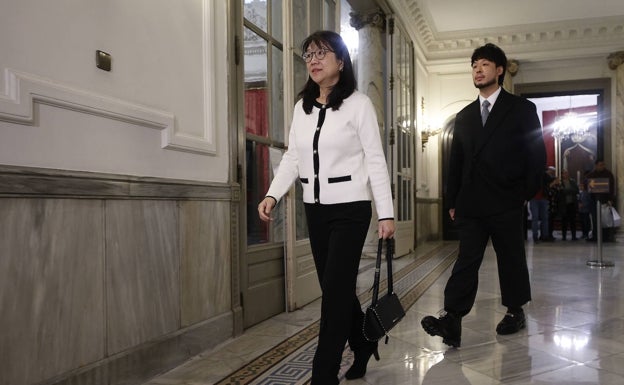 El Ayuntamiento aún recela de que el club acepte un estadio con 70.000 asientos