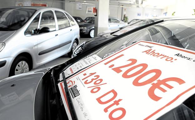 La advertencia de la DGT sobre la compra y venta de coches de segunda mano
