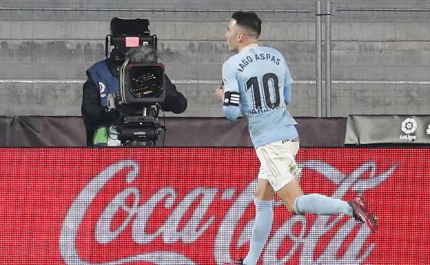 Iago Aspas saca al Celta del descenso