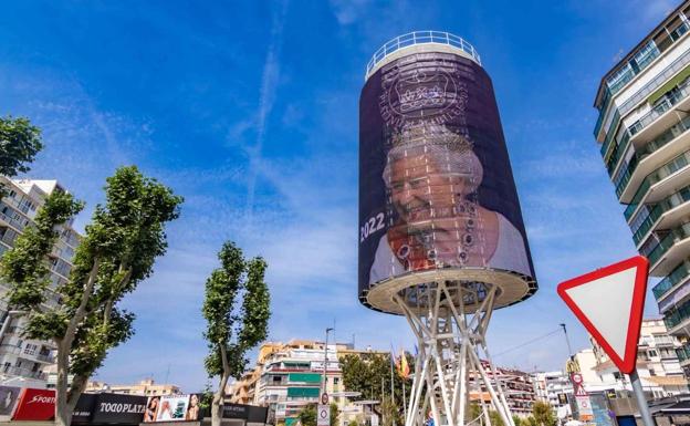 Empieza el Benidorm Fest con una glamurosa alfombra naranja: horario y conciertos previstos este domingo