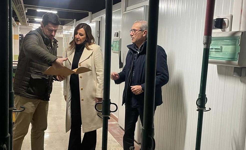 El mercado de Valencia que convive con puntales