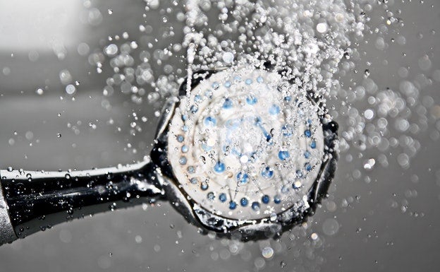 La ducha perfecta para tu bolsillo: el tiempo exacto para reducir el consumo de agua y ahorrar en la factura