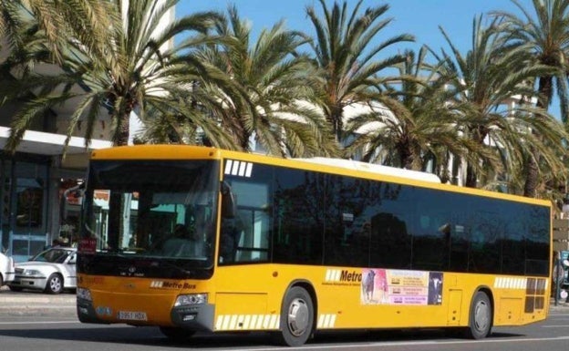 Una nueva línea circular de autobús conectará los municipios de l'Horta Sud entre sí en unos meses