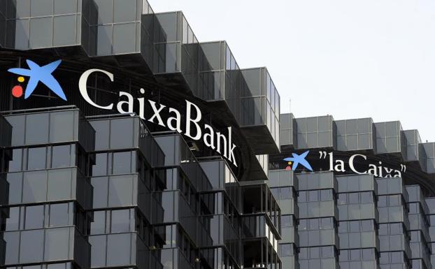 La alegría de Caixabank por los datos de morosidad de sus clientes