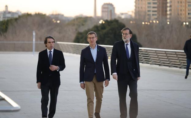 Aznar: «Valencia debe ser parte de una España grande, no el residuo de un separatismo ridículo»