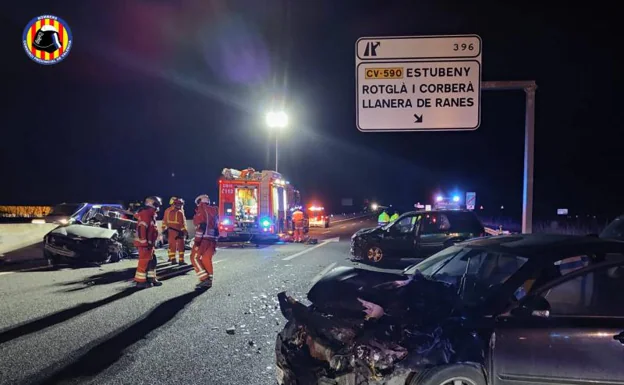 Cuatro heridos en un accidente de tráfico en la A-7 a la altura de Rotglà i Corberà