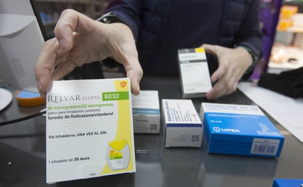 Médicos y farmacéuticos valencianos agudizan su ingenio ante la falta de medicamentos