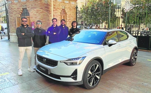 Polestar llega a Valencia con pruebas en el Mercado de Colón