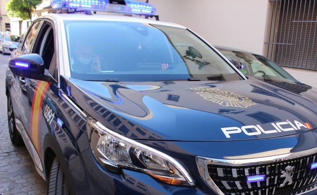 Muere un presunto maltratador al caer desde una terraza cuando huía de la Policía en Alaquàs