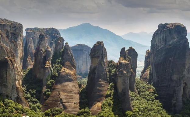 Las tres joyas mitológicas que Jordi Cruz descubre en Grecia: de las montañas de Pelión a los monasterios de Meteora