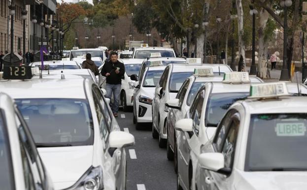 Las nuevas tarifas del taxi en Valencia: suben la bajada de bandera y el precio mínimo