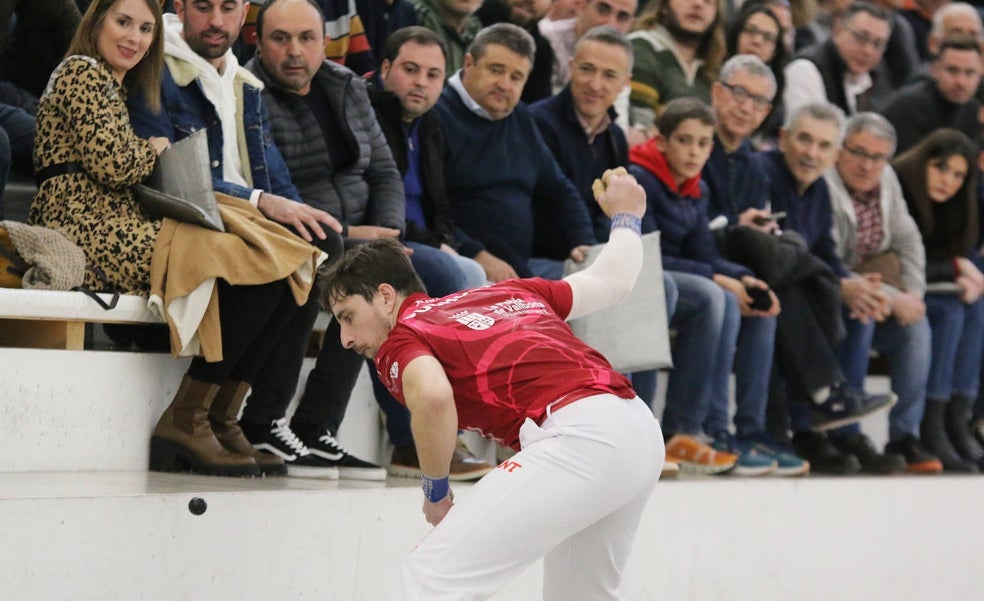Los equipos de Pere Roc II y Puchol II avanzan en la Lliga